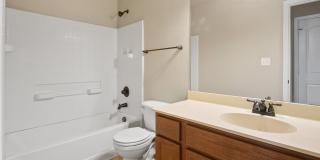 Beautiful 3 Bedroom Duplex Located in New Braunfels, Texas! Gallery 17