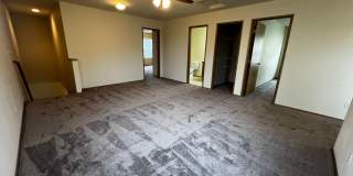 DuPont 2365 SF 3 bedroom plus loft home. Gallery 15