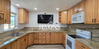 A charming and well-located single-family home in Yakima! Gallery 1