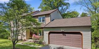 3B/2.5B Single Family Home In West Chester With Private Back Yard! Gallery 1