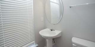 2 Bedroom 2.5 Bath with Lake View in Morrisville, NC! Gallery 15