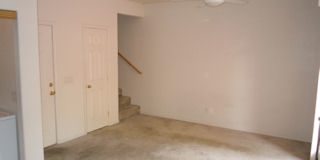 1907 Girard Blvd NE Gallery 4