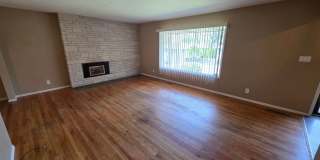 Wonderful Home on the south hill Gallery 3