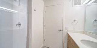 Brickhouse at Lamar Station Gallery 15