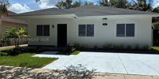 211 SW 15th Ter Gallery 1