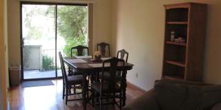 King Courts Condo! Backs to the Park! Blocks from Downtown SLO Gallery 9