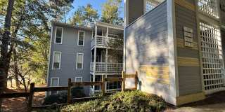 YOUR NEXT HOME AWAITS IN RICHLAND RUN! SPACIOUS & INVITING! Gallery 1