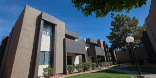 La Costa at Dobson Ranch Gallery 32