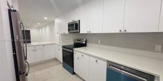 4502 North Federal Highway Gallery 1
