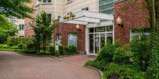 171 Great Neck Rd Gallery 1