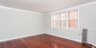 548 West Surf Street Gallery 1