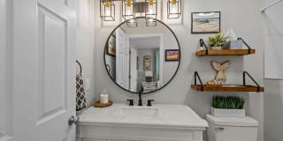 201 W Glenn Street Gallery 22