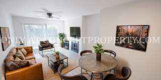 Join Avenue View, a Sophisticated Downtown Community! Gallery 1