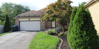 1959-1961 Bayswater Dr. Gallery 3