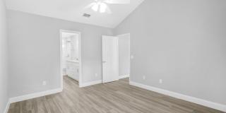 3912 ENGLISH COLONY Drive S Gallery 12