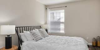 Central Pointe Apartment Homes Gallery 8