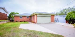 1023 E Virginia Avenue Gallery 1