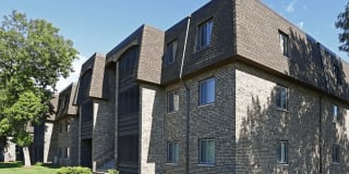 Windsor Gates Gallery 21