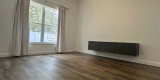 4 Bedroom / 2 Bath House Gallery 15