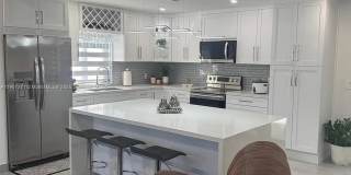 436 Northeast 61st Terrace Gallery 1