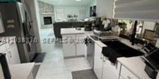 209 42nd St. Gallery 6