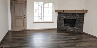 Brand New Beautiful 4 bedroom Home in Rathdrum! Gallery 14
