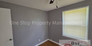 Beautiful 3 Bedroom 2 Bathroom in Kansas City Gallery 16