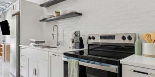 125 NW 3rd Avenue Gallery 23