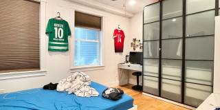 Renovated 5 Bed / 2.5 Bath in Allston – 1,800 Sq Ft – 2 Parking – W/D in Unit – 9/1 Gallery 9