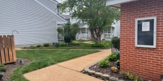 Beautiful 2 Bed, 1.5 Bath Townhome on the Edge of the Desirable Hill Neighborhood Available for Rent Gallery 45