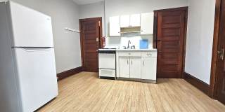 234 Pearl St Gallery 1