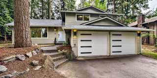 Bright & Charming 4bed/2.5bath in Desirable Edmonds Neighborhood! Gallery 1