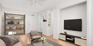 515 West Briar Gallery 21