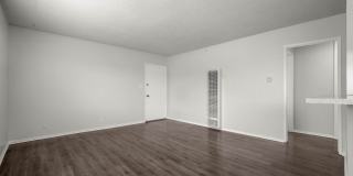 814 Victor Ave Gallery 11