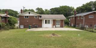 7104 ADELPHI RD Gallery 2