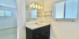 1552 Berkeley St Unit #1 Gallery 20