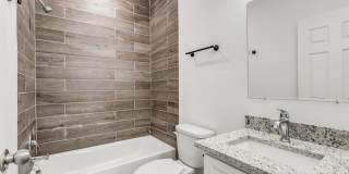 1835 W Poplar Gallery 25