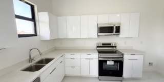 4226 Northwest 32nd Laneclientes@realtymiamigroup.com Gallery 7