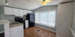 Updated 2BR/1BA Mobile Home Gallery 8