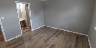 3 Bedroom Southside Duplex Gallery 17