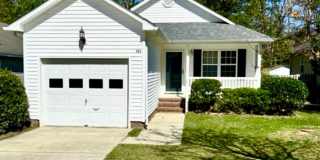 Charming 3 Bed / 2 Bath Home with Screened Porch + Fenced Yard in New Bern Gallery 1