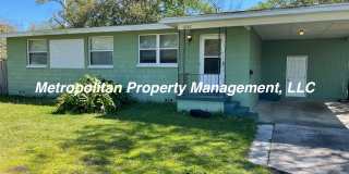 3 bed Family house with More benefits less deposit! Gallery 1