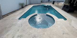 9180 NW 149th Ter Gallery 1