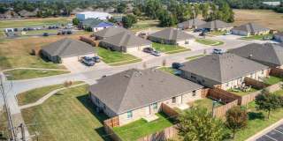 Pet-Friendly 3-Bed Home – Move-In Ready with Garage Gallery 40