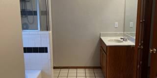 Beautiful edmond home for lease Gallery 19