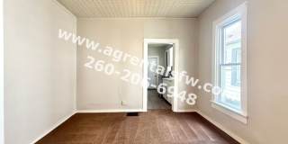 2 bedroom house Gallery 3