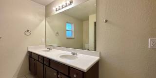 Price Drop + $250 Off 1st Month!  Viewable September 15th!  Small Pets Accepted! Gallery 27