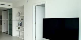 9901 Bay Harbor Gallery 10
