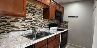 Two Bedroom , Two Bathroom Gallery 8