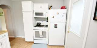 Fully furnished home, 3 bedroom 2 full baths Fully furnished home, 3 bedroom 2 full baths Gallery 6